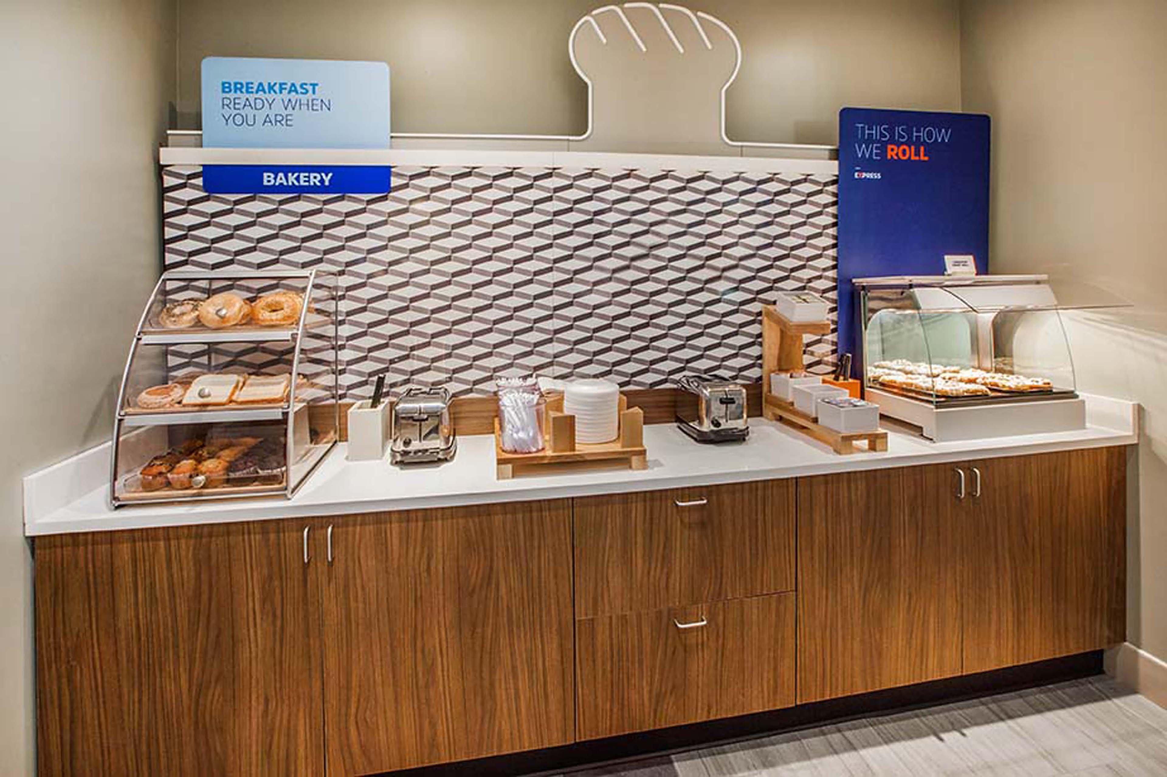 Holiday Inn Express Wichita South By Ihg Ngoại thất bức ảnh