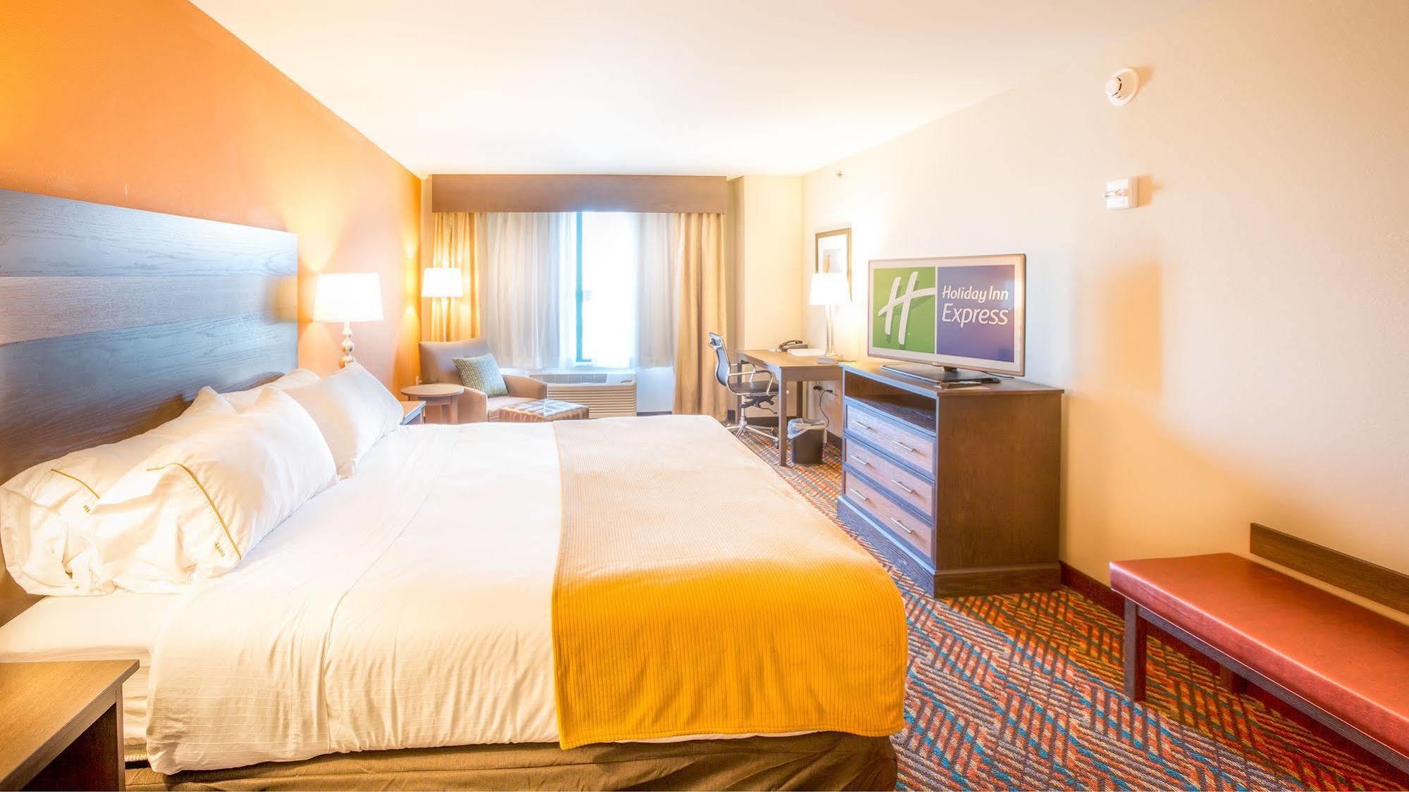 Holiday Inn Express Wichita South By Ihg Ngoại thất bức ảnh